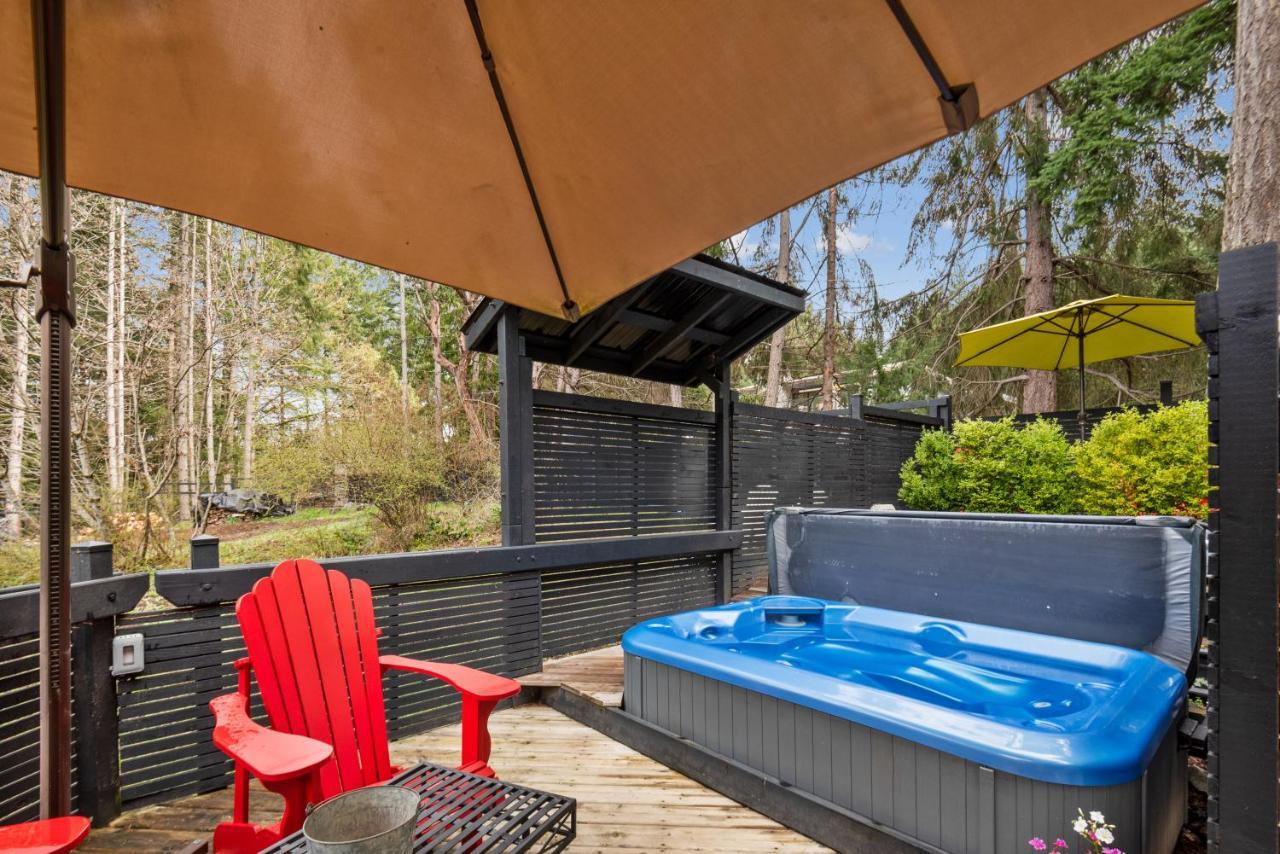 Salt Spring Carriage House B&B Ganges Exterior photo