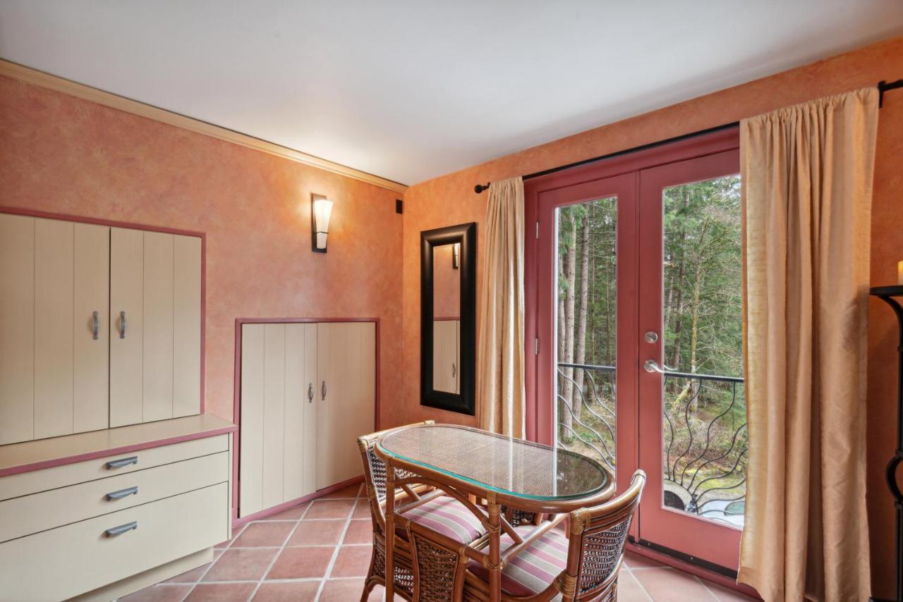 Salt Spring Carriage House B&B Ganges Exterior photo